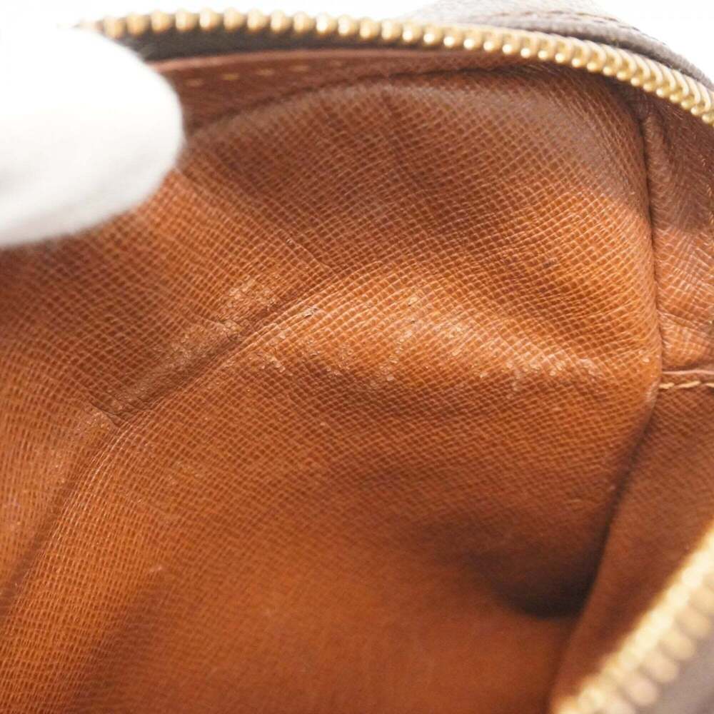 LOUIS VUITTON Brown Monogram Shoulder Bag - Picture 8 of 14